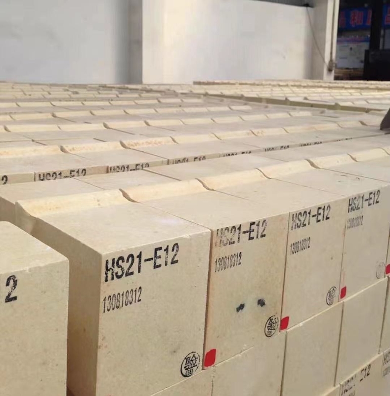 آجر مقاوم با قدرت بالا ضد ریختن آجر آتش آلومینیوم بالا برای پوشش کوره