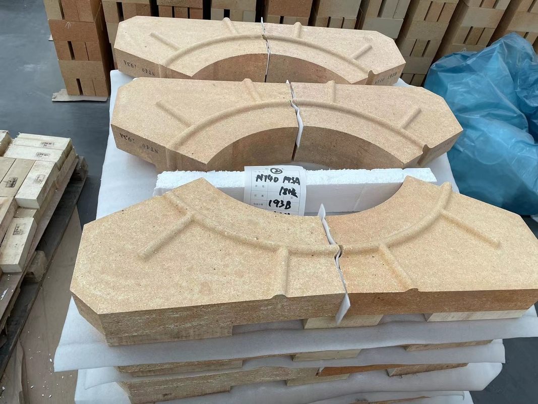 مقاومت بسیار عالی در برابر اسید و 2.1-2.2 تراکم انبوه آجر کوره خاکستری برای کوره های دمایی